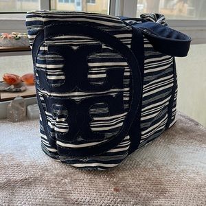 TORY BURCH authentic full zip tote or beach bag